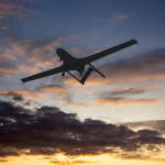 L'ombra del terrore sulla diplomazia: droni, milizie e l'attacco all'ambasciata degli Emirati in Iraq